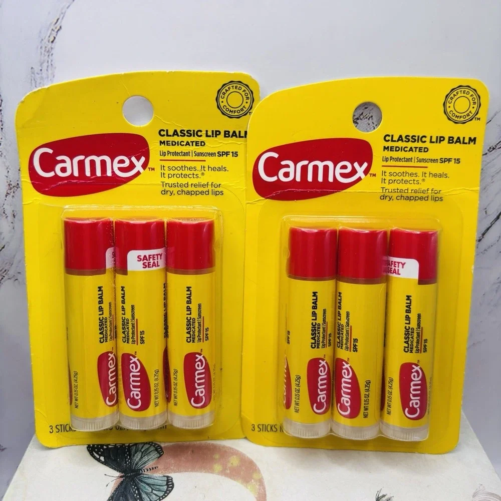 2 Carmex 3 Pack Classic Lip Balm Medicated Lip Protectant 3 Tube Stick‎ SPF 15